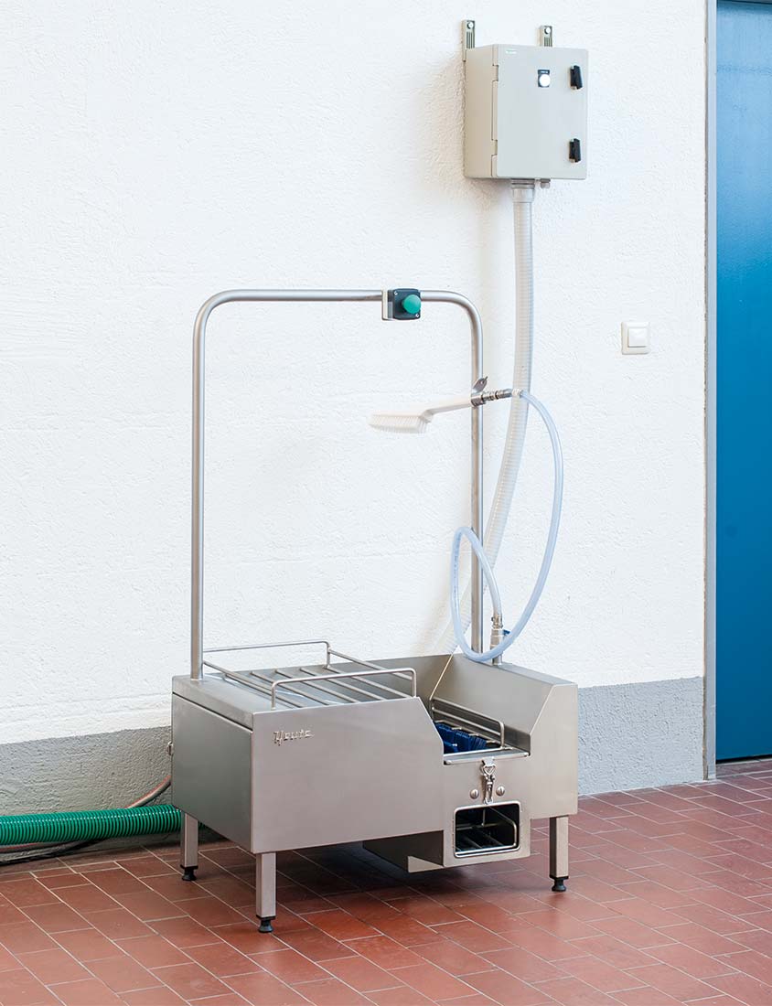 Machine intelligente de nettoyage des semelles (ISCM)